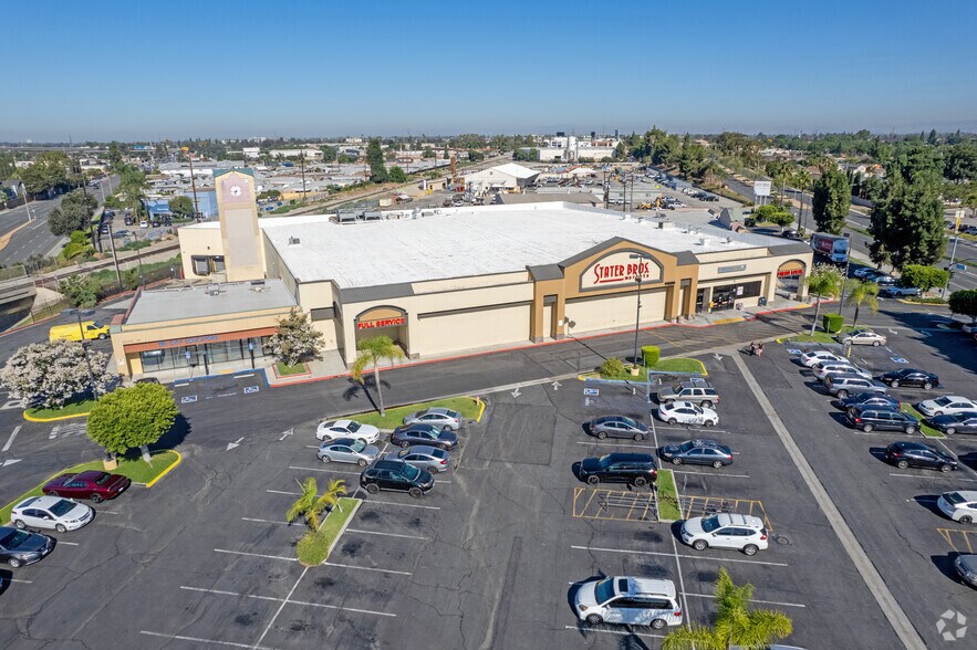 11300 Firestone Blvd, Norwalk, CA à vendre - Photo principale - Image 1 de 7