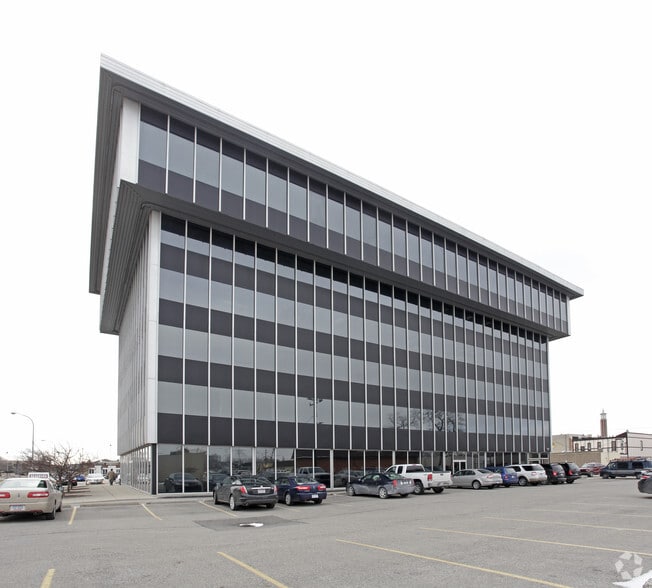 511 Fort St, Port Huron, MI for sale - Building Photo - Image 2 of 21