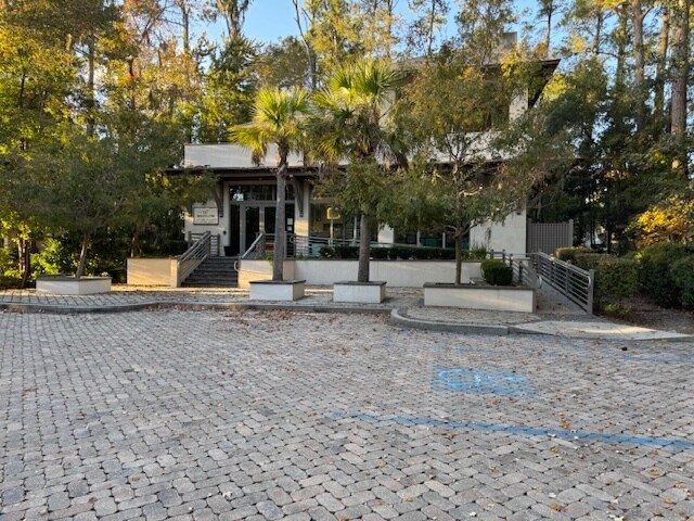 34 New Orleans Rd, Hilton Head Island, SC for sale - Building Photo - Image 2 of 15
