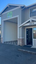2819-2827 SE 75th Ave, Hillsboro, OR for lease - Commercial Listing Video 