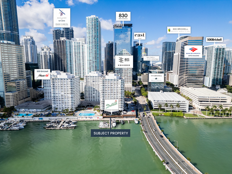 801 Brickell Bay Dr, Miami, FL à vendre - Photo du b timent - Image 1 de 3