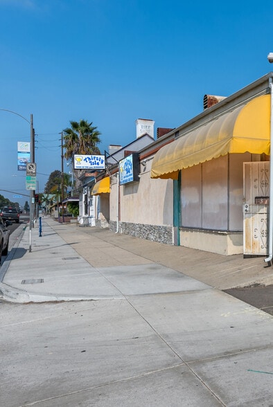 4317 E Carson St, Long Beach, CA for sale - Building Photo - Image 2 of 11