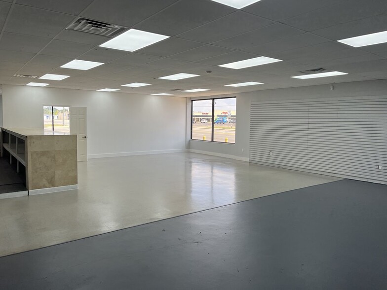 3391 Pace Blvd, Pensacola, FL for lease - Building Photo - Image 3 of 14