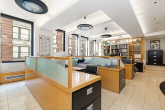 131 W 35th St, New York, NY for lease Interior Photo- Image 2 of 8