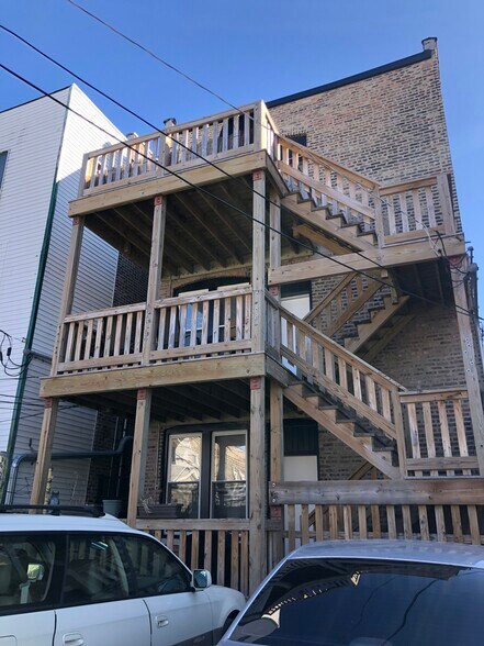 904 N California Ave, Chicago, IL à vendre - Photo du bâtiment - Image 2 de 15