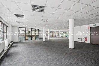 38-42 Rue Galliéni, Asnières-sur-Seine for lease Interior Photo- Image 2 of 8