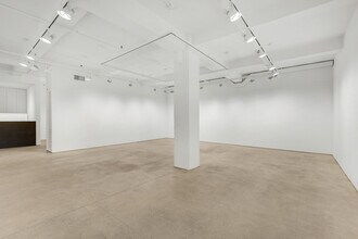 529-535 W 20th St, New York, NY for lease Interior Photo- Image 1 of 7