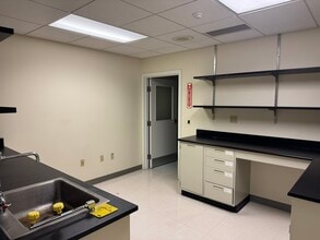 4010 Stone Way N, Seattle, WA à louer Photo intérieure- Image 2 de 17