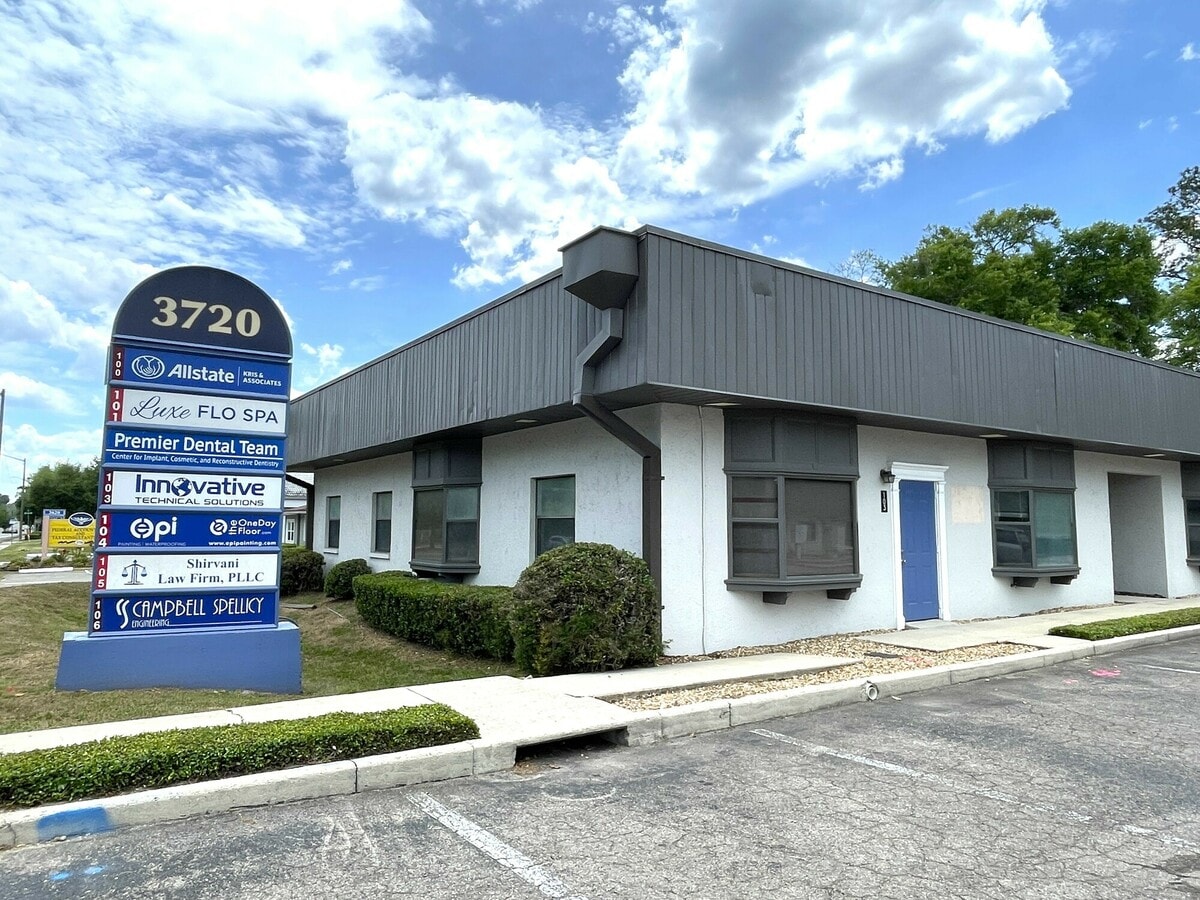 3720 NW 43rd St, Gainesville, FL 32606 - Unité 103 - - Photo intérieure - Image 1 of 13
