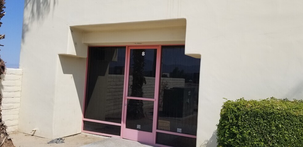 44349 Jackson St, Indio, CA à louer - Photo du bâtiment - Image 3 de 10