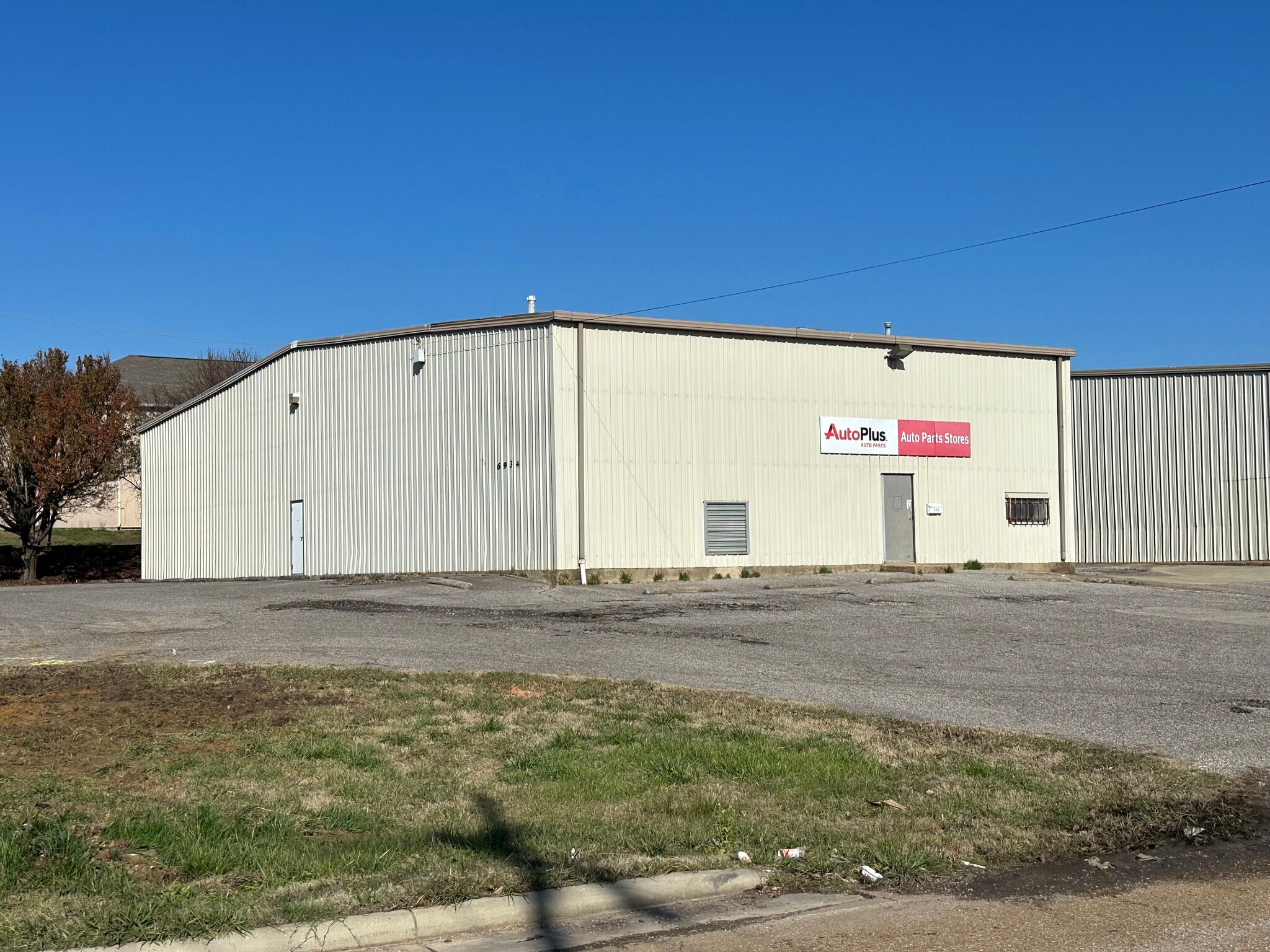 6934 Interstate Blvd, Horn Lake, MS for lease Building Photo- Image 1 of 6