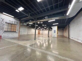 Plus de détails pour 3033 W Ohio St, Chicago, IL - Industriel à louer