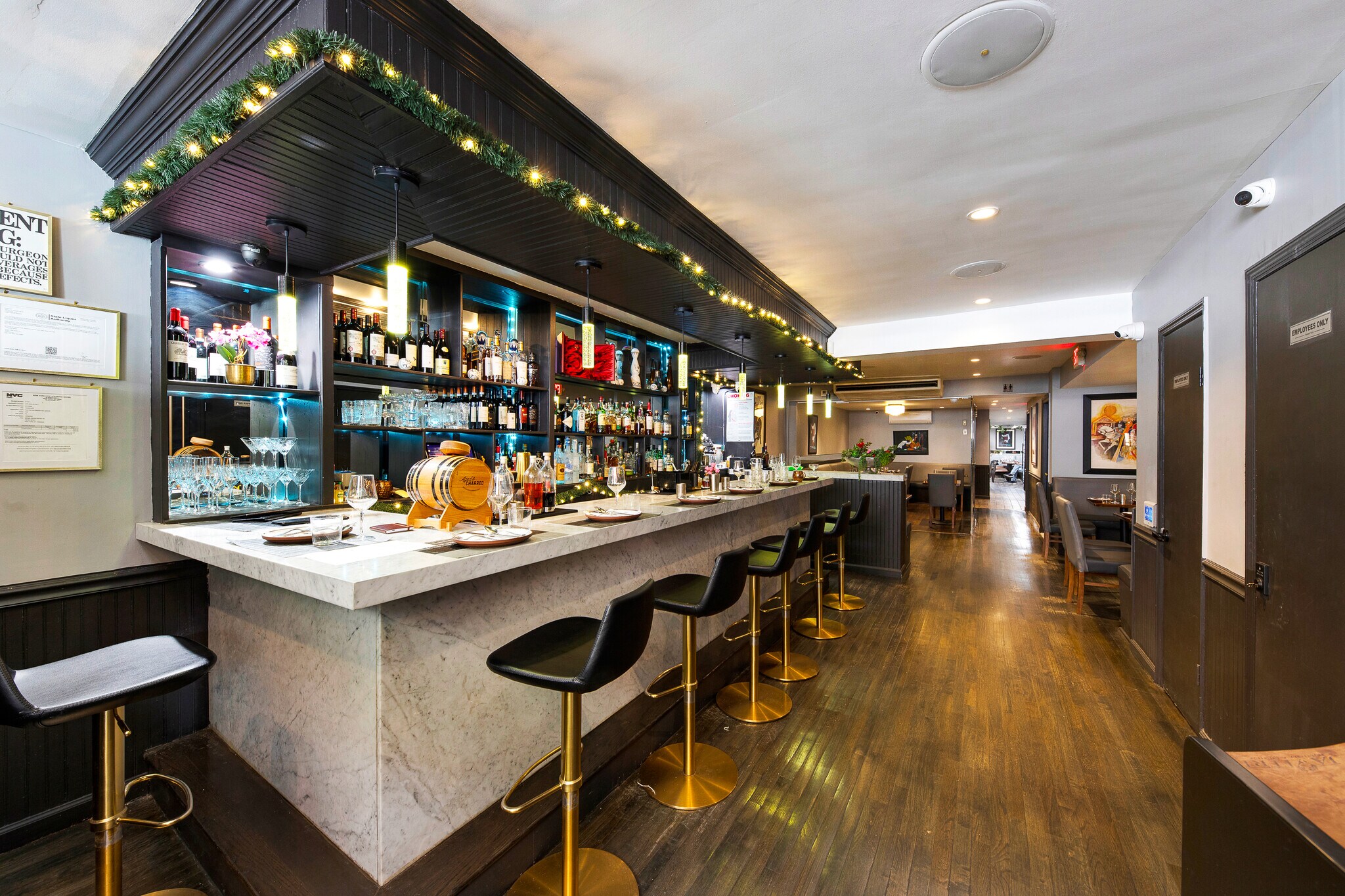 132 E 61st St, New York, NY for lease Interior Photo- Image 1 of 17