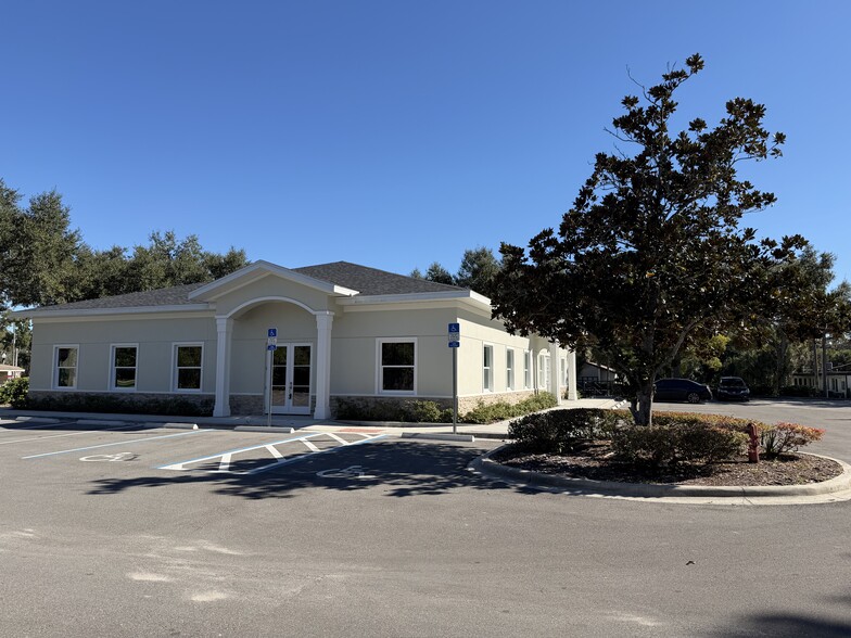 108 S Park Ave, Apopka, FL for lease - Building Photo - Image 1 of 10