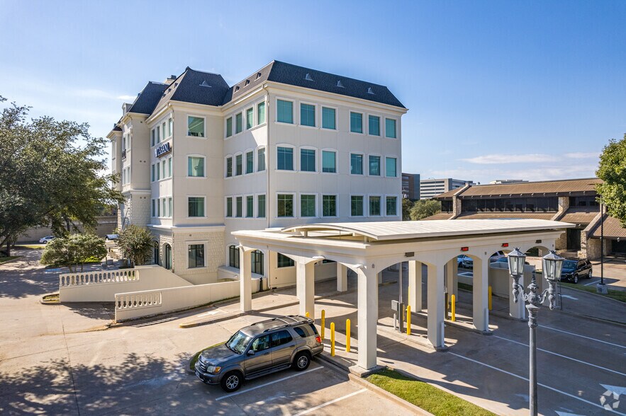 16600 N Dallas Pky, Dallas, TX à louer - Photo du bâtiment - Image 3 de 11