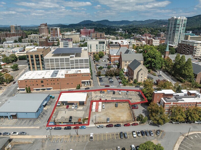 46 Aston St, Asheville, NC à vendre - Photo du bâtiment - Image 2 de 25
