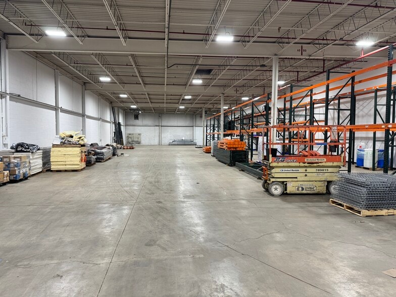 3366 Marshall Ln, Bensalem, PA for lease - Building Photo - Image 3 of 15