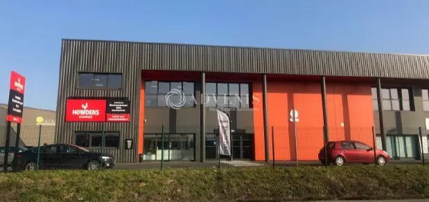 Office in Arnas for lease - Building Photo - Image 1 of 6