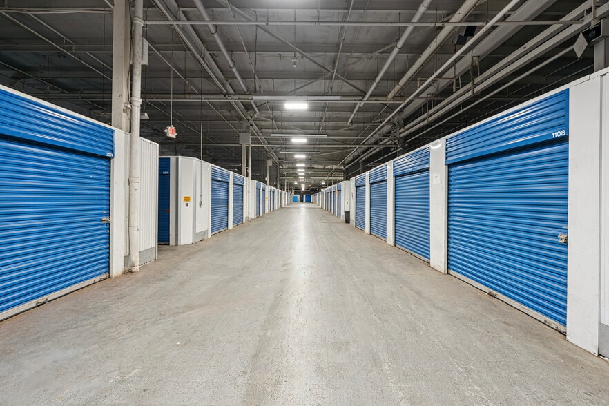 5400 Eadom St, Philadelphia, PA for lease - Building Photo - Image 2 of 4