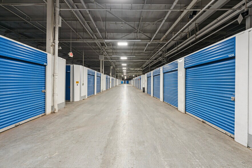 5400 Eadom St, Philadelphia, PA à louer - Photo du bâtiment - Image 2 de 4