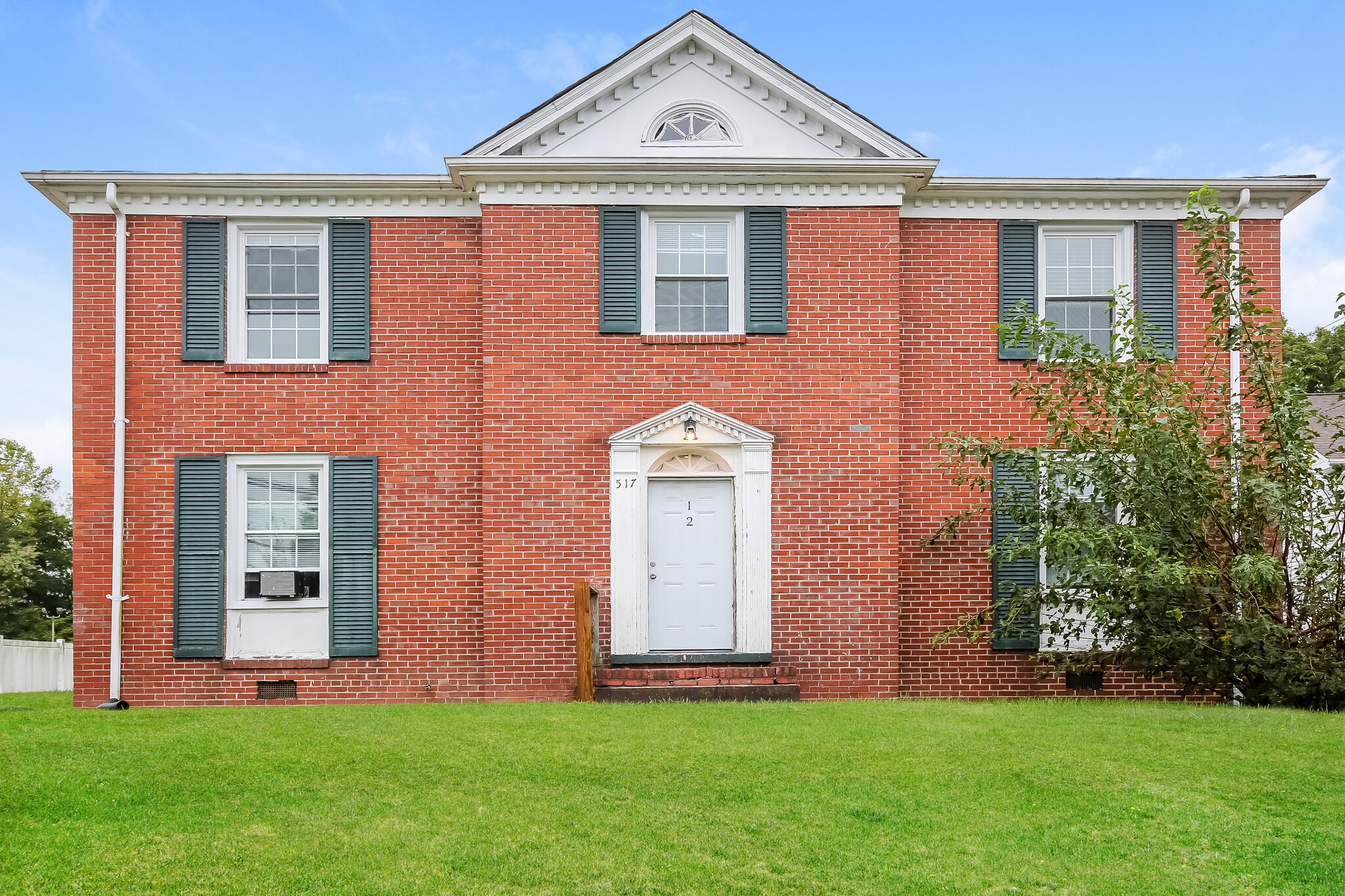517 Willow St, Mount Airy, NC for sale Building Photo- Image 1 of 24