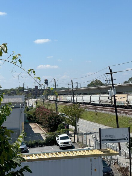 892 Murphy Ave SW, Atlanta, GA à vendre - Photo du bâtiment - Image 3 de 5