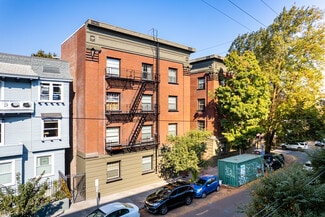 Plus de détails pour 2109 NW Irving St, Portland, OR - Multi-résidentiel à vendre