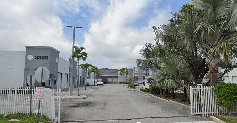 3300 NW 112th Ave, Miami, FL for sale Building Photo- Image 1 of 33