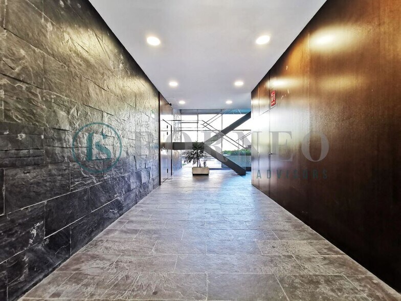 Avenida de la Industria, 4, Alcobendas, Madrid à vendre - Photo du bâtiment - Image 2 de 4