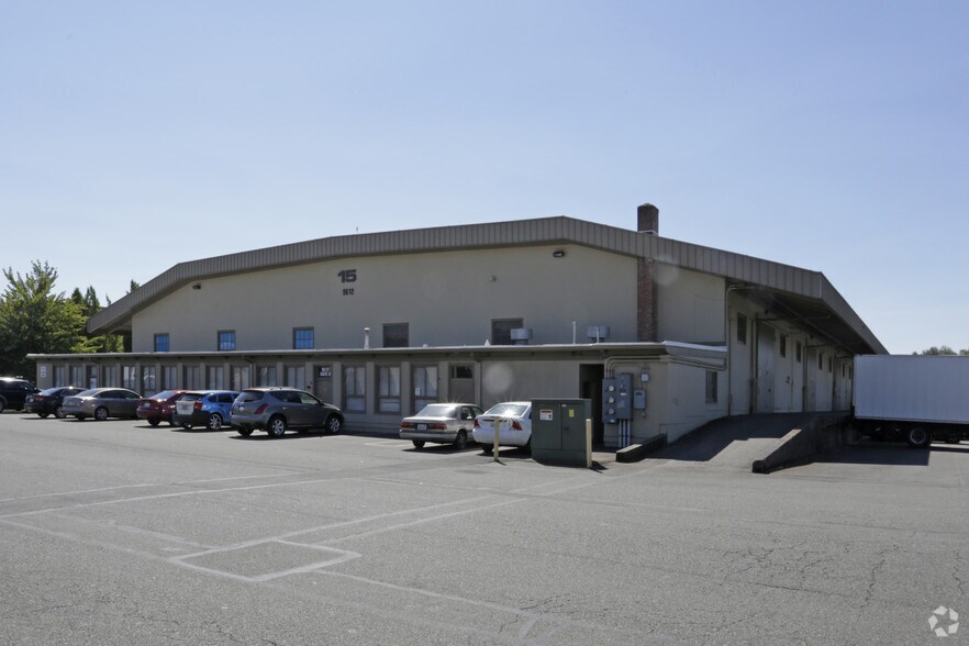 9704 40th Ave SW, Lakewood, WA à louer - Photo du bâtiment - Image 3 de 5