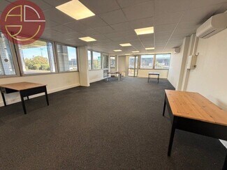 Plus de détails pour Bureau à vendre