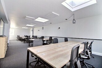 11 Rue Benjamin Franklin, Paris for lease Interior Photo- Image 1 of 9