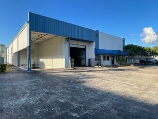 Plus de détails pour 3750 Prospect Ave, Riviera Beach, FL - Industriel à louer
