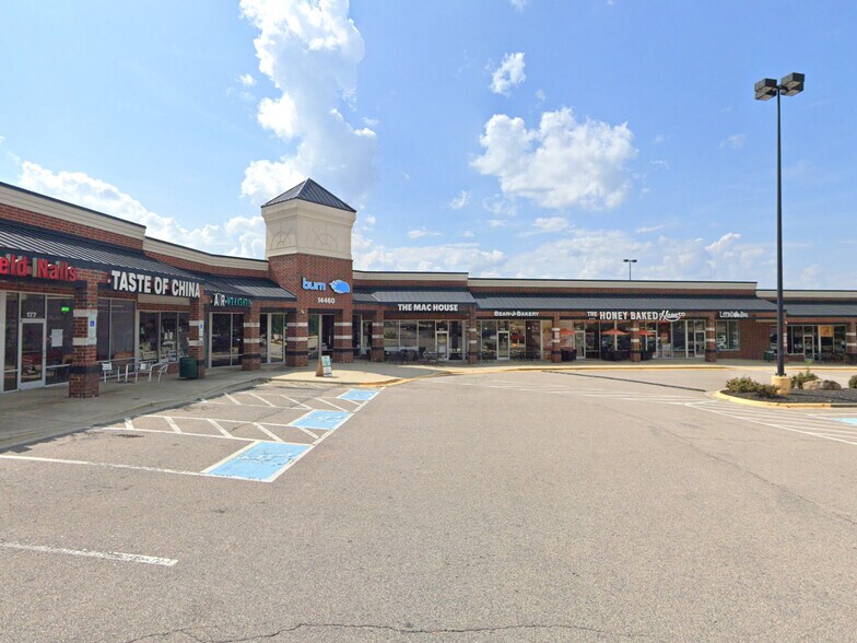 10760 Wakefield Commons Dr, Raleigh, NC à louer - Photo du bâtiment - Image 3 de 9