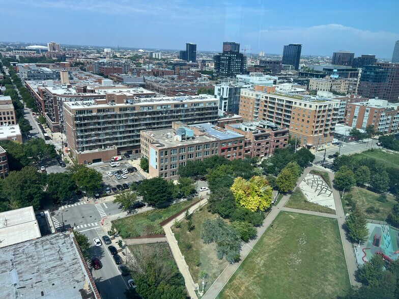 940 W Adams St, Chicago, IL à louer - Photo du bâtiment - Image 2 de 11