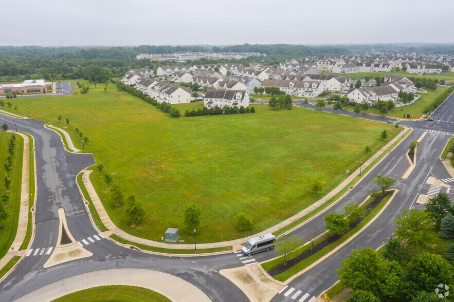 690 Middletown Odessa Rd, Middletown, DE à louer - Photo du bâtiment - Image 1 de 4