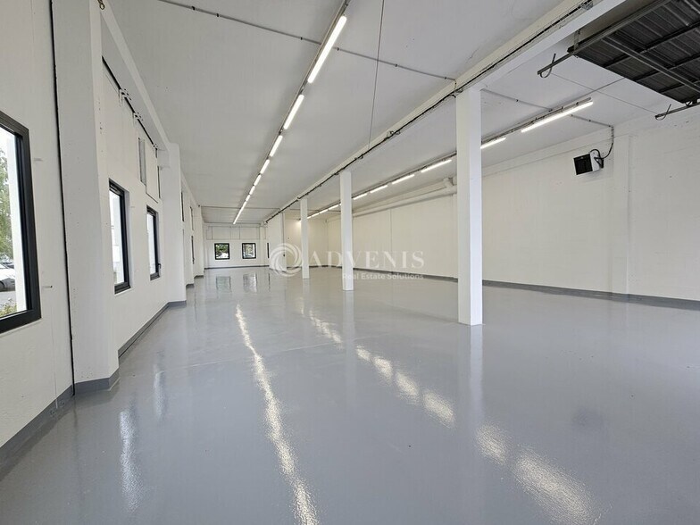 Flex dans Gennevilliers à louer - Photo du bâtiment - Image 3 de 5