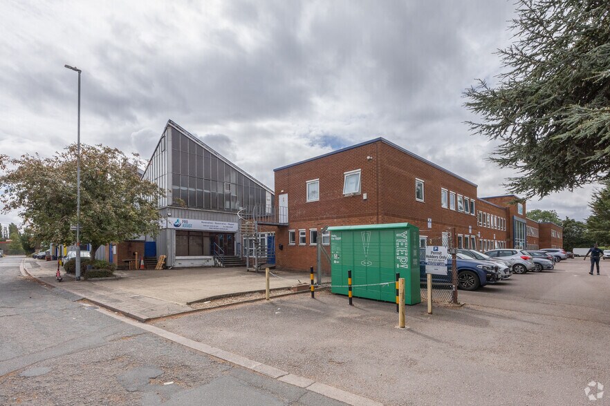 Kingsfield Clos, Northampton à louer - Photo du bâtiment - Image 2 de 3
