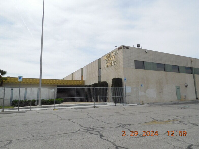 2753 S Highland Dr, Las Vegas, NV à vendre - Photo principale - Image 2 de 7