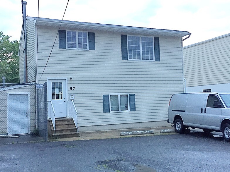 330 Highway 35 portefeuille de 2 propriétés à vendre sur LoopNet.ca - Photo du bâtiment - Image 2 de 47