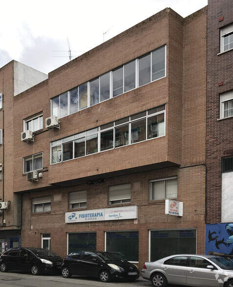 Calle Begoña, Coslada, Madrid for sale - Building Photo - Image 2 of 2