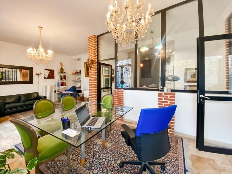 Commerce de détail dans Paris à louer - Photo du bâtiment - Image 3 de 6