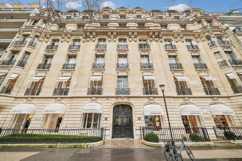 45 Avenue Montaigne, Paris for lease Building Photo- Image 1 of 10