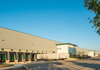 More details for Avenue Ferdinand Magellan, Miramas - Industrial for Lease