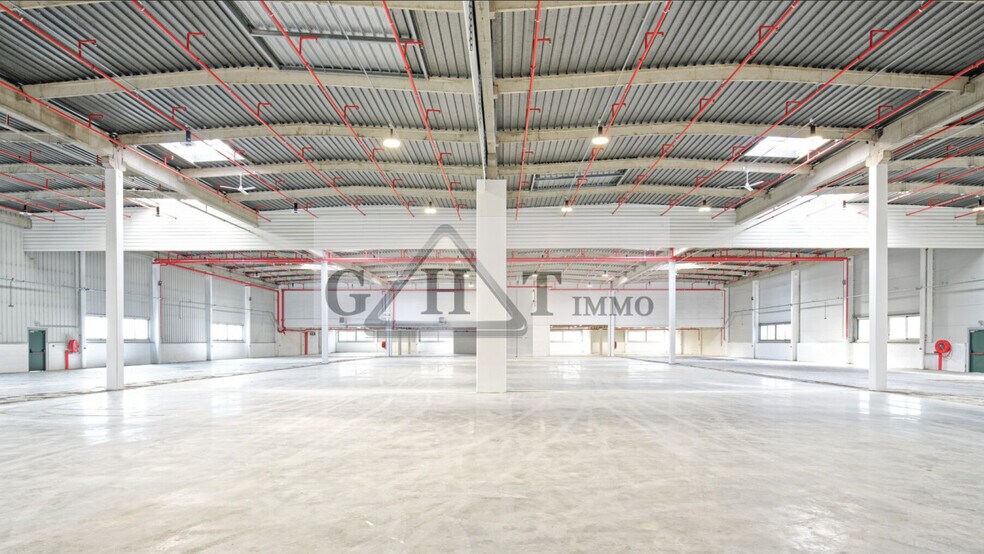 Industrial in Rosny-sous-Bois for lease - Building Photo - Image 2 of 12