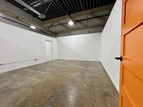 1305-1337 SE M L King Blvd, Portland, OR for lease Interior Photo- Image 1 of 1