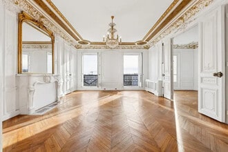 60 Rue De Londres, Paris for lease Interior Photo- Image 1 of 11