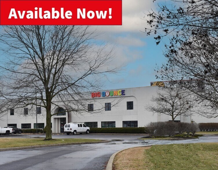 1645-1649 Gateway Cir, Grove City, OH à louer - Photo du bâtiment - Image 2 de 7