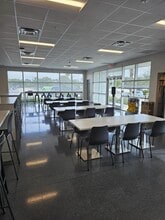 6729 Belvedere Rd, West Palm Beach, FL à louer Photo intérieure- Image 2 de 4