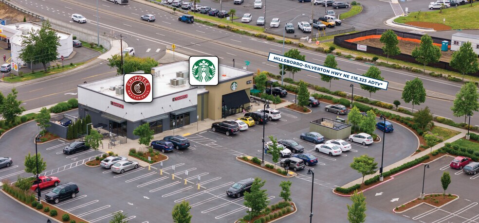 Woodburn Station portefeuille de 3 propriétés à vendre sur LoopNet.ca - Photo du bâtiment - Image 2 de 6